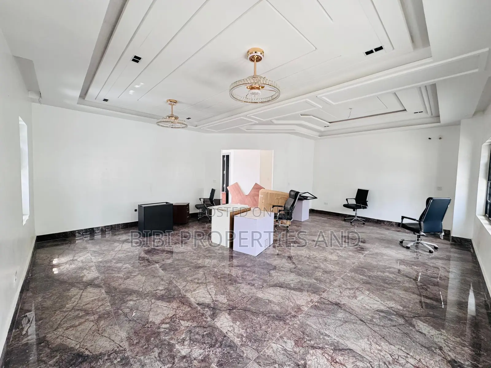 7bdrm Duplex in Kado for sale