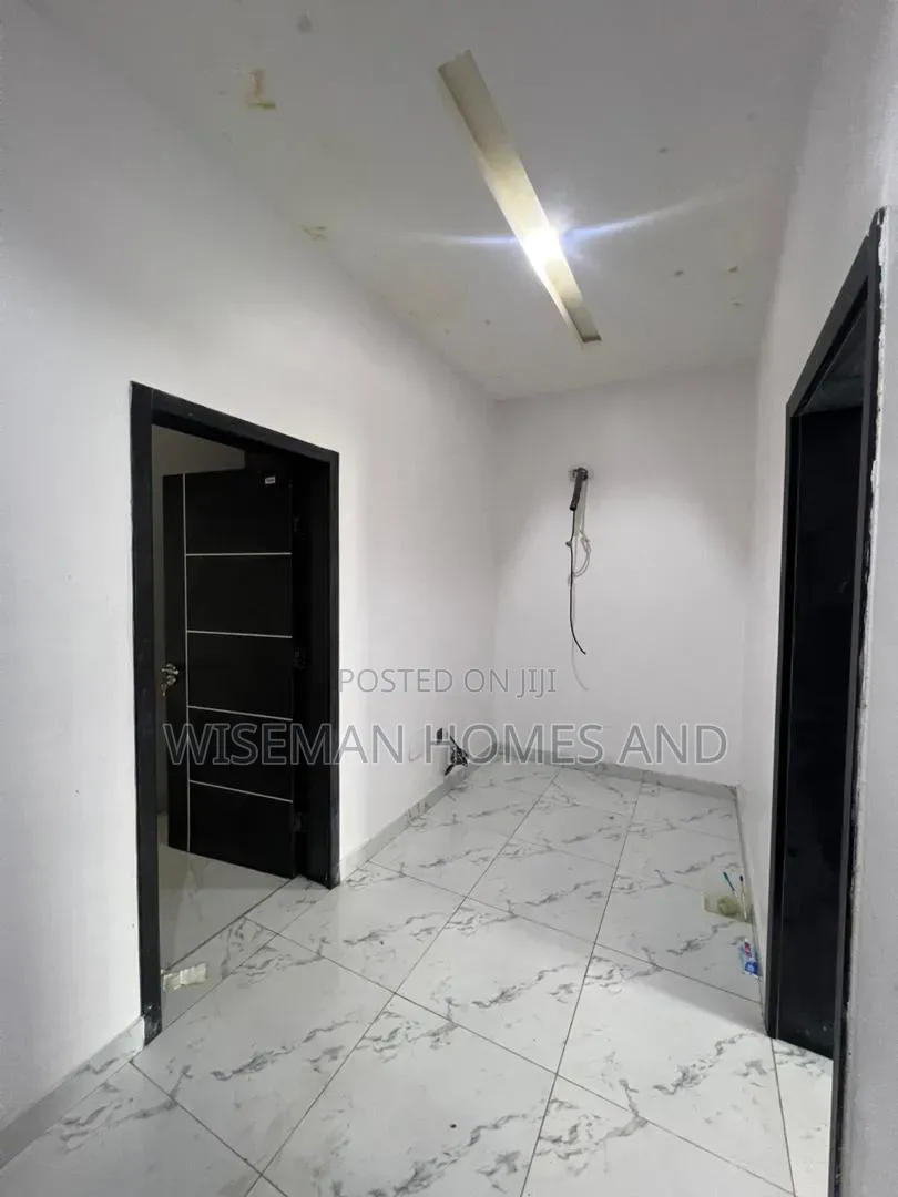 3bdrm Duplex in Ologolo Lekki for rent