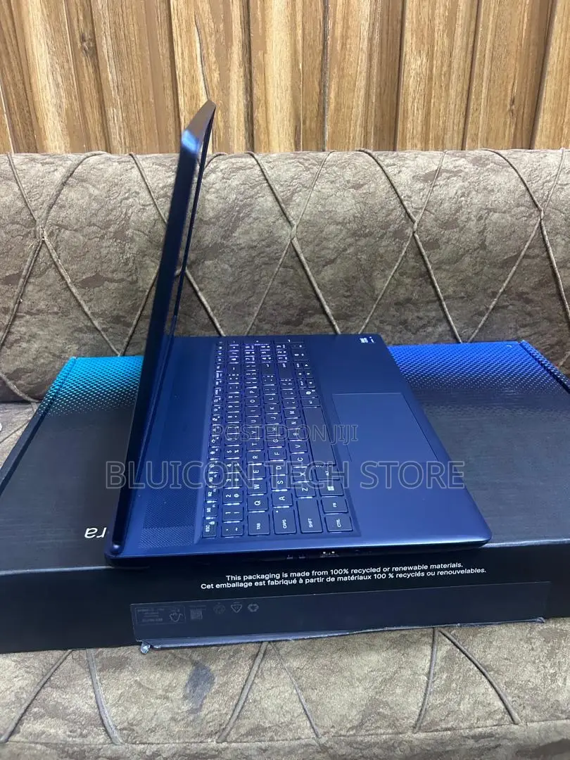 New Laptop Alienware 16x Aurora 32GB Intel Core Ultra 9 SSD 2T