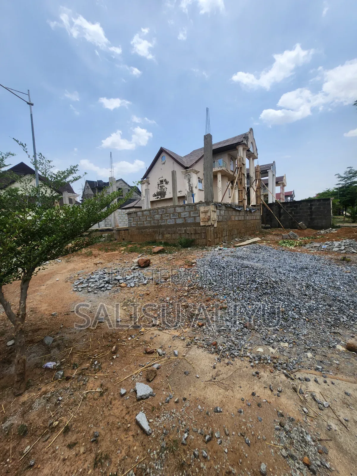 Twin Duplex Land at Foundation Level, Galadimawa Tarred Road.
