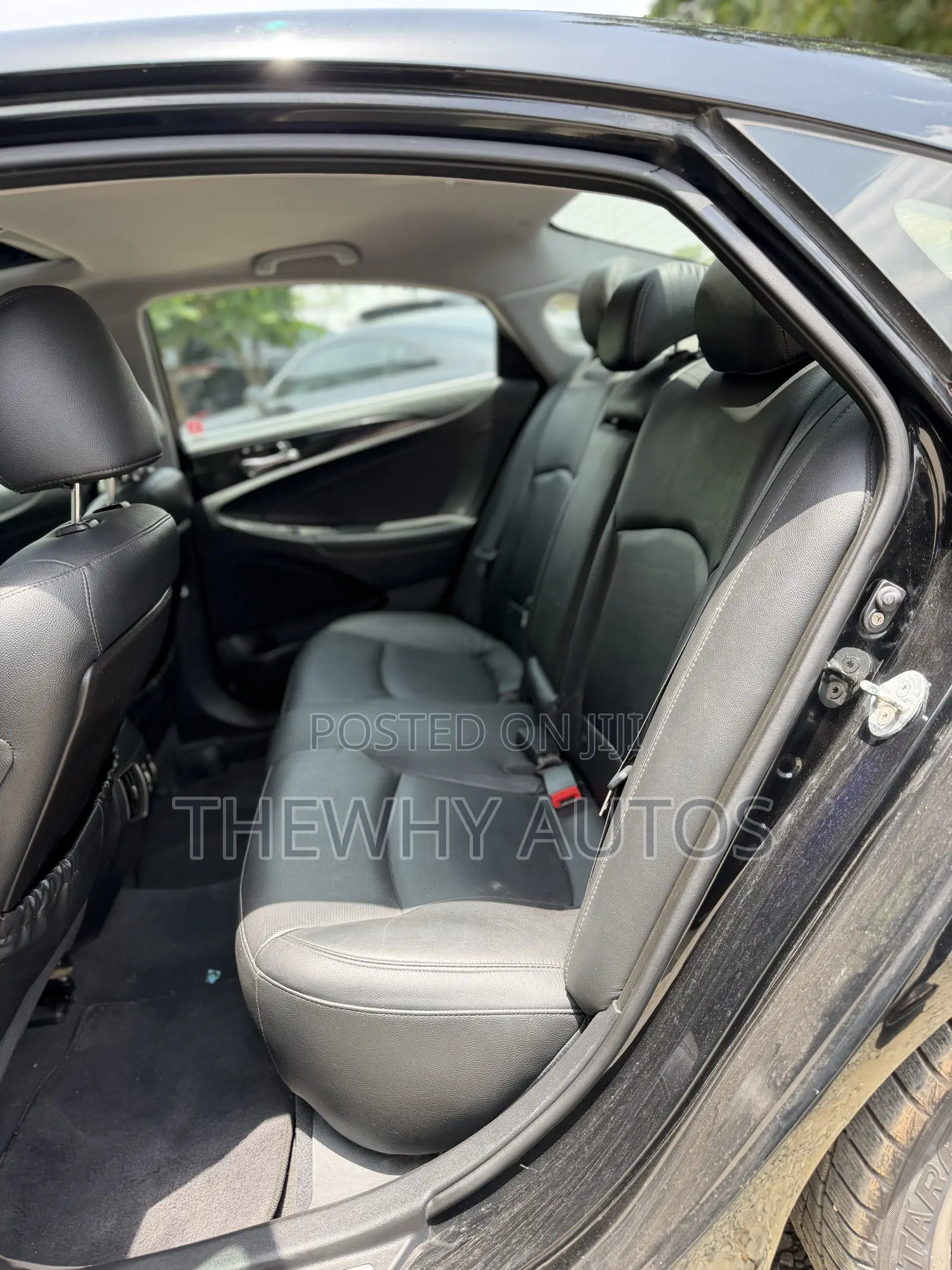 Hyundai Sonata Limited Sedan FWD (2.4L 4cyl 6A) 2011 Black