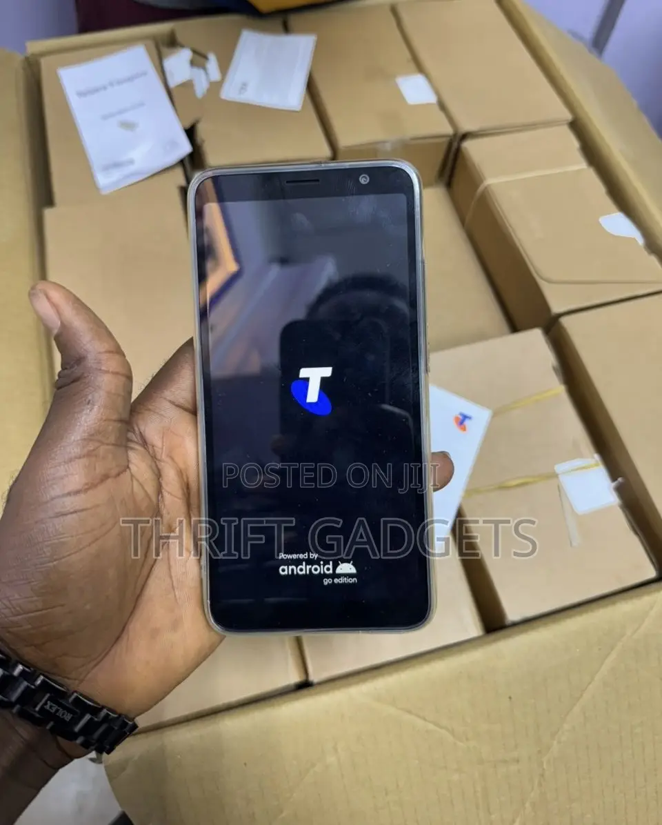 New TCL 403 32 GB Black