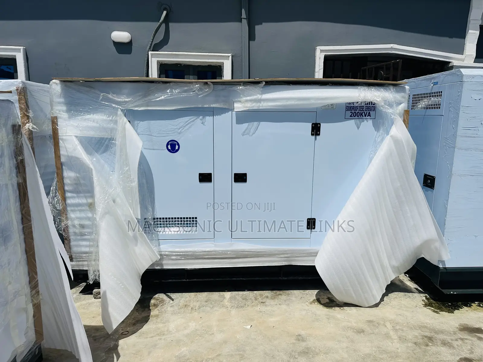 Sp200kva Perkins Soundproof Generator Perkins Engine