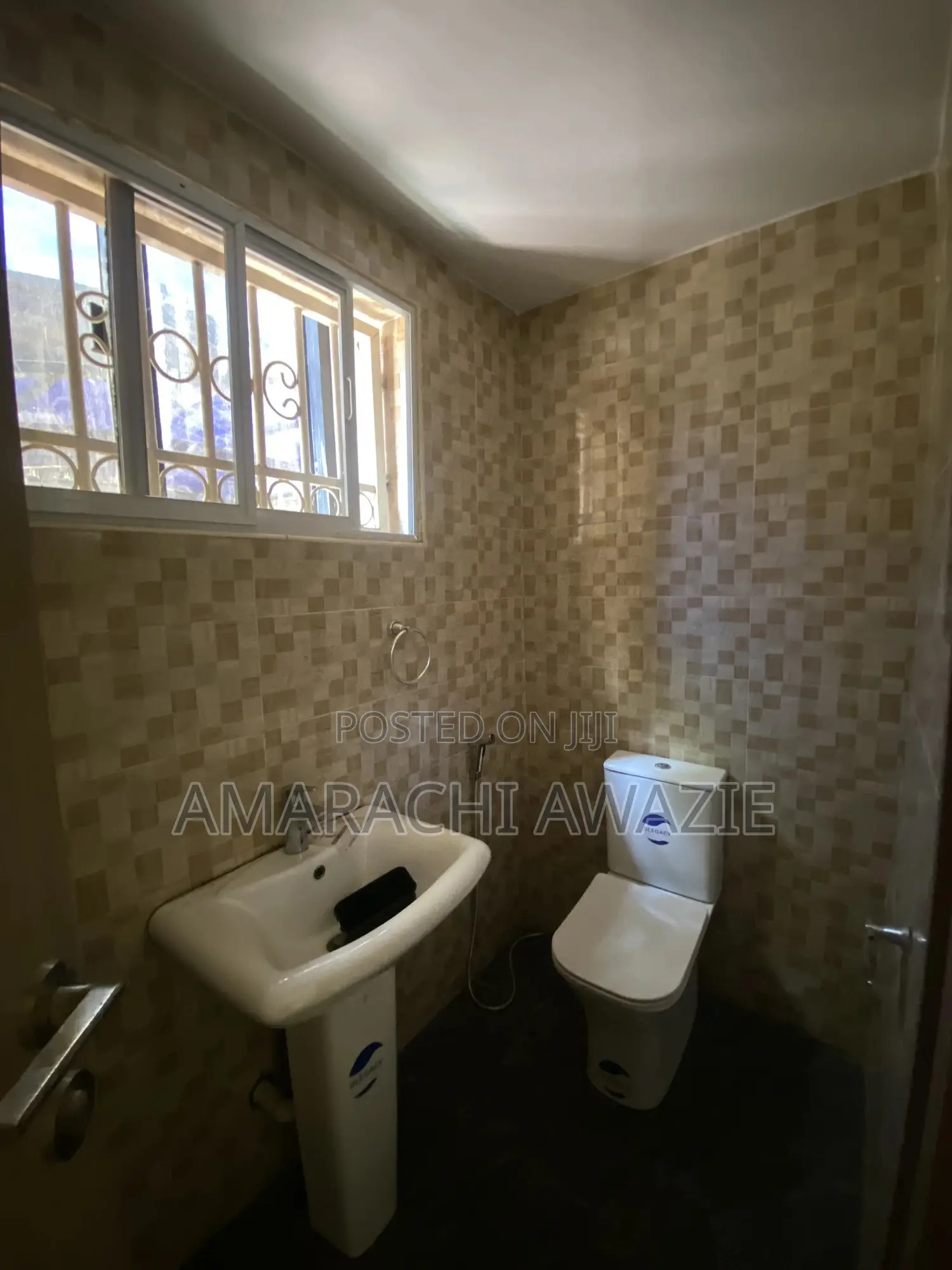 4bdrm Duplex in Pleasant Places, Apo Resettlement for rent