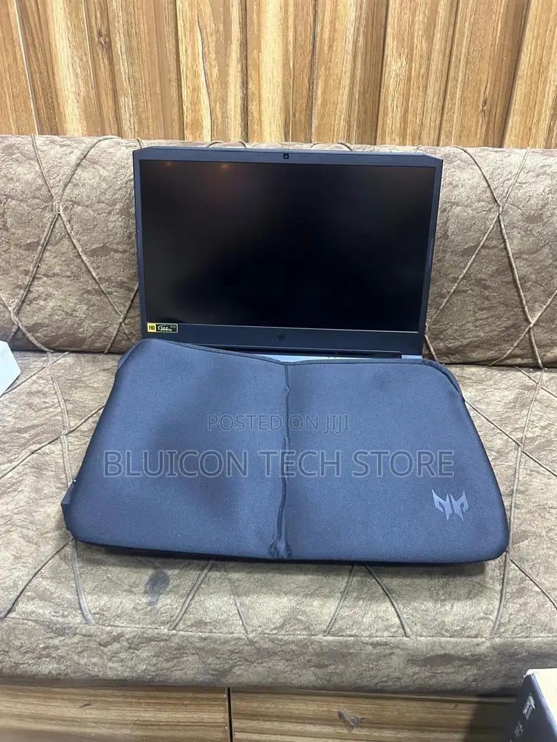 New Laptop Acer Predator Helios 300 16GB Intel Core i7 SSD 512GB