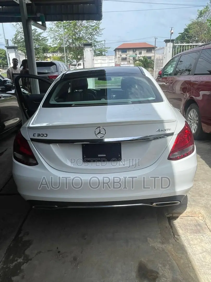 Mercedes-Benz C300 2016 White
