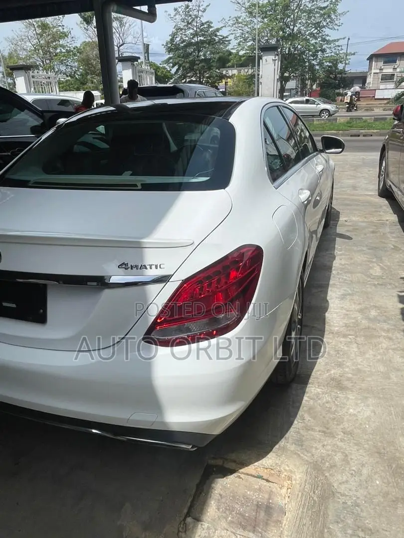 Mercedes-Benz C300 2016 White