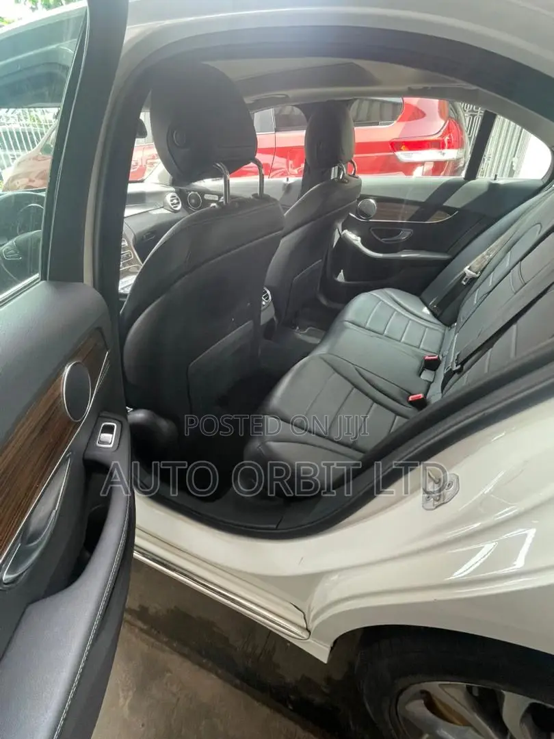 Mercedes-Benz C300 2016 White