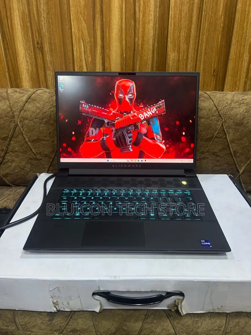 Laptop Alienware M16 R1 16GB Intel Core i9 SSD 1T