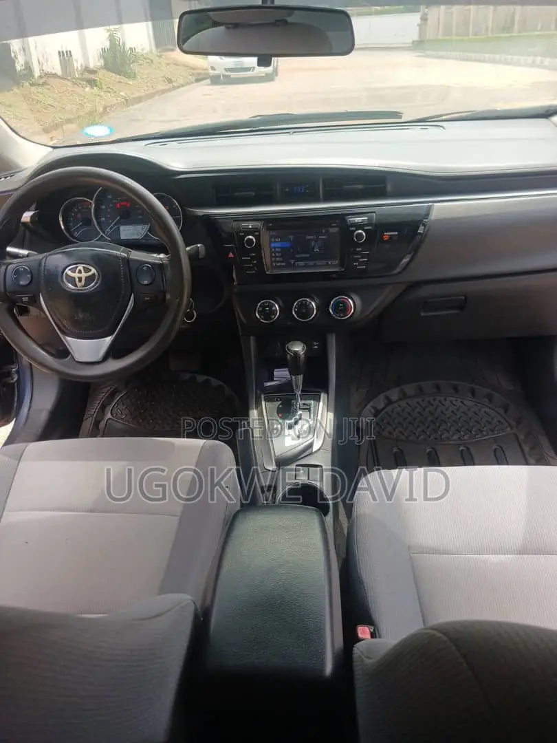 Toyota Corolla 2015 Blue
