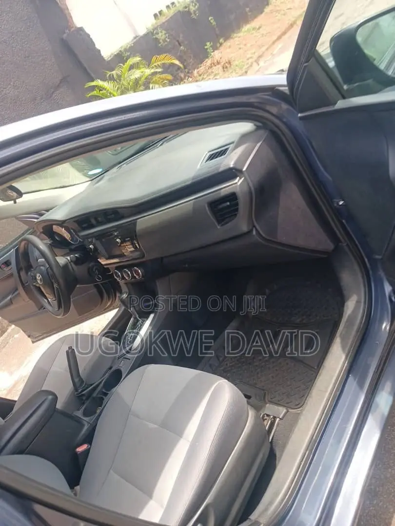 Toyota Corolla 2015 Blue