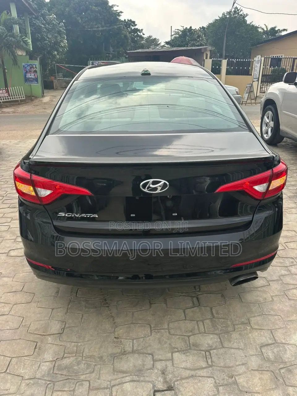 Hyundai Sonata Base Sedan FWD (2.4L 4cyl 6A) 2017 Black