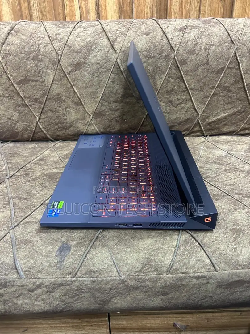 Laptop Dell G15 5535 16GB Intel Core i7 SSD 1T