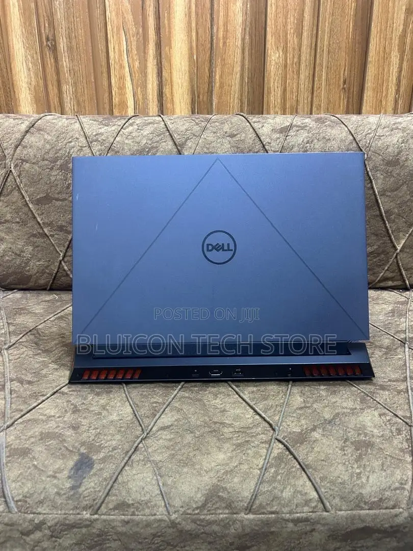 Laptop Dell G15 5535 16GB Intel Core i7 SSD 1T