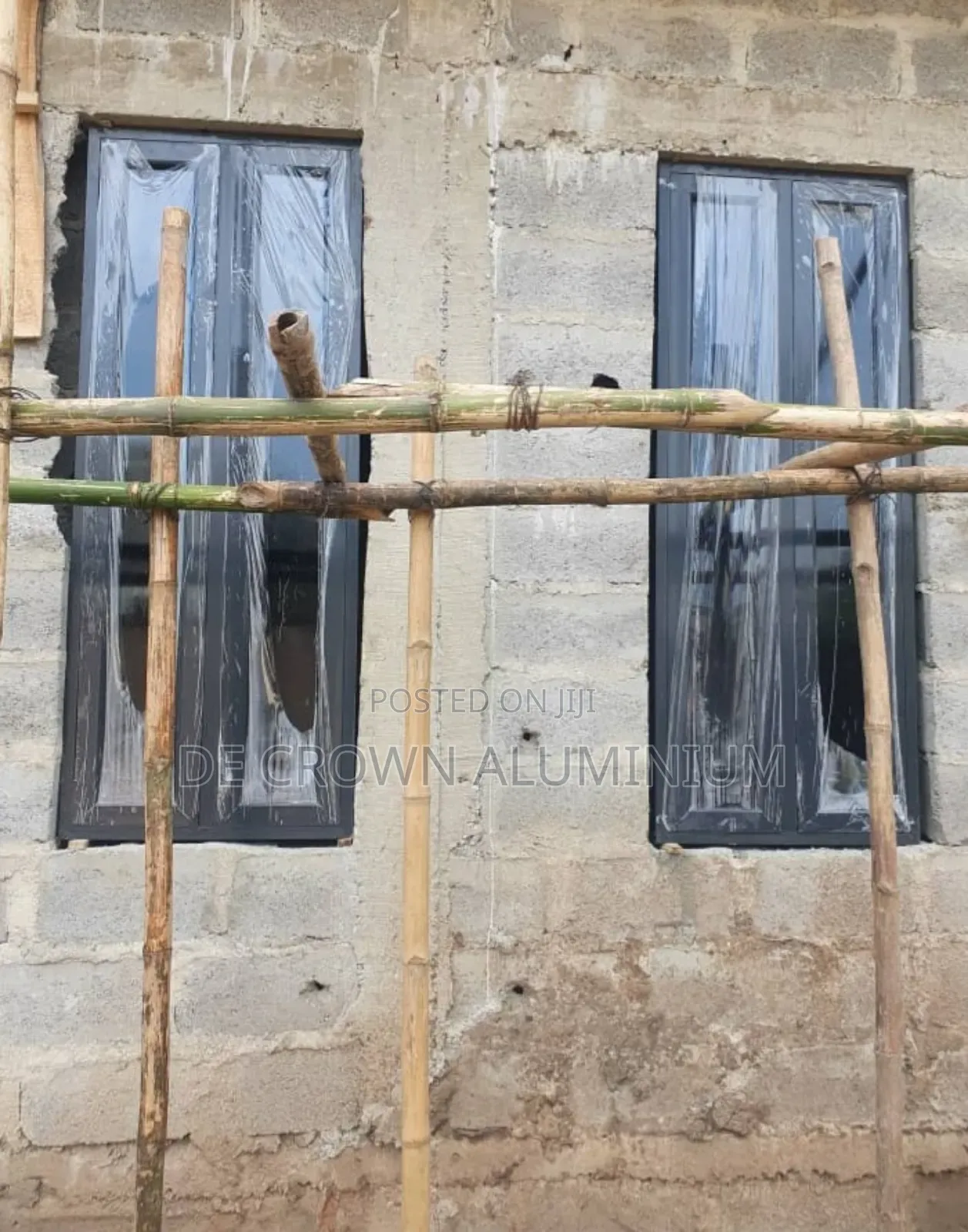 Premium Aluminium Casement Windows With Burglary Proof Mosquito Net