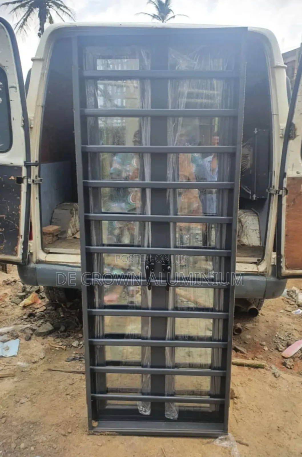 Premium Aluminium Casement Windows With Burglary Proof Mosquito Net