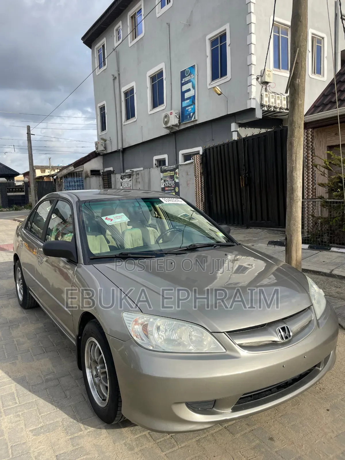 Honda Civic 2005 Gold