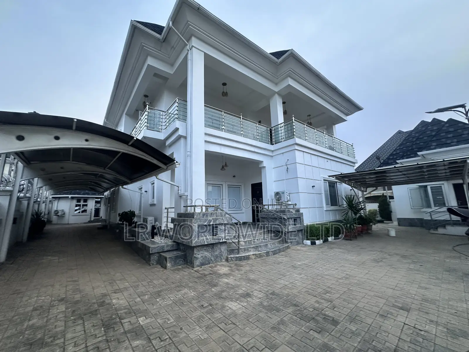 Furnished 6bdrm Duplex in Kaura for rent
