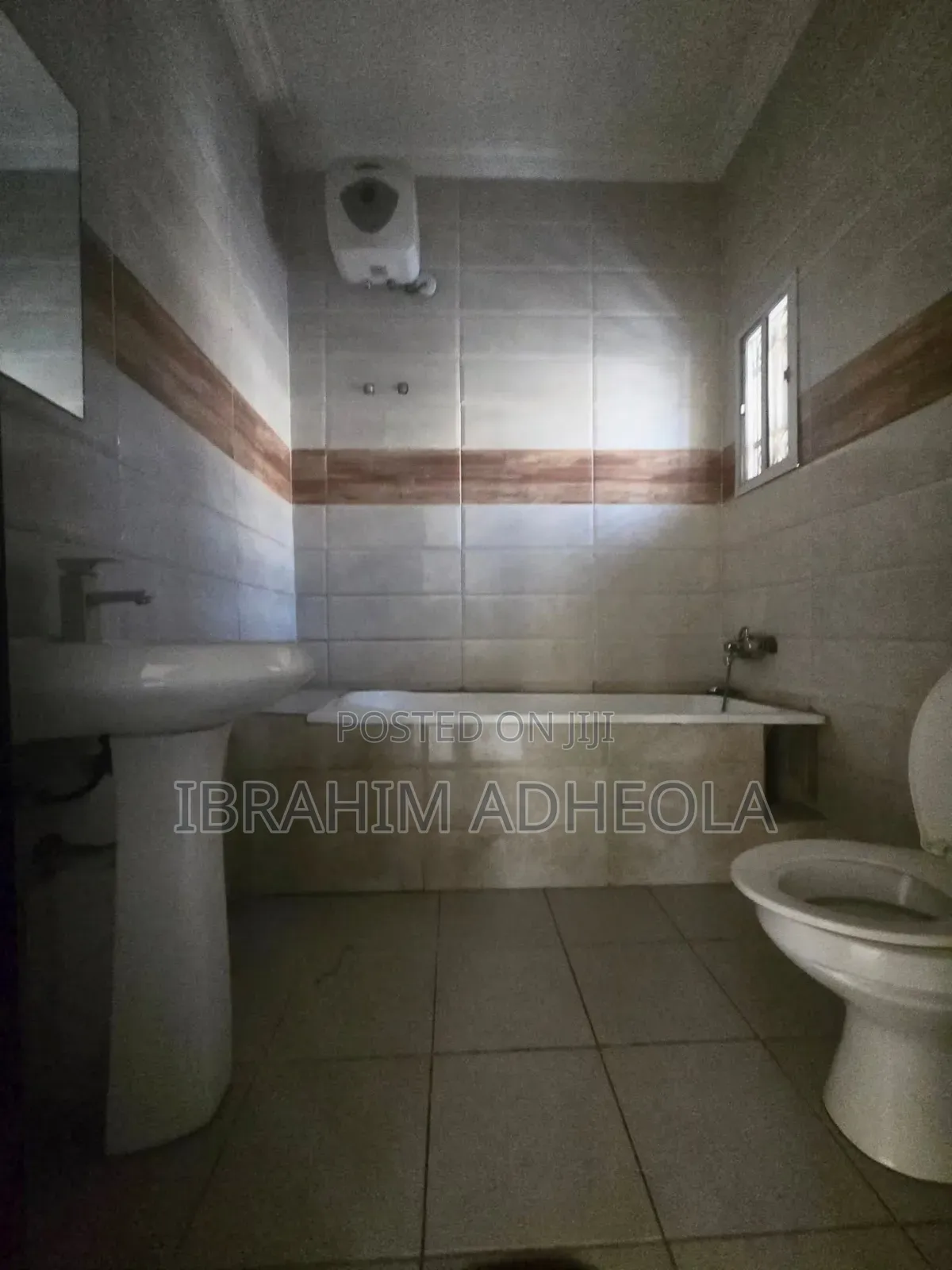 4bdrm Duplex in Maryland, Mende for sale
