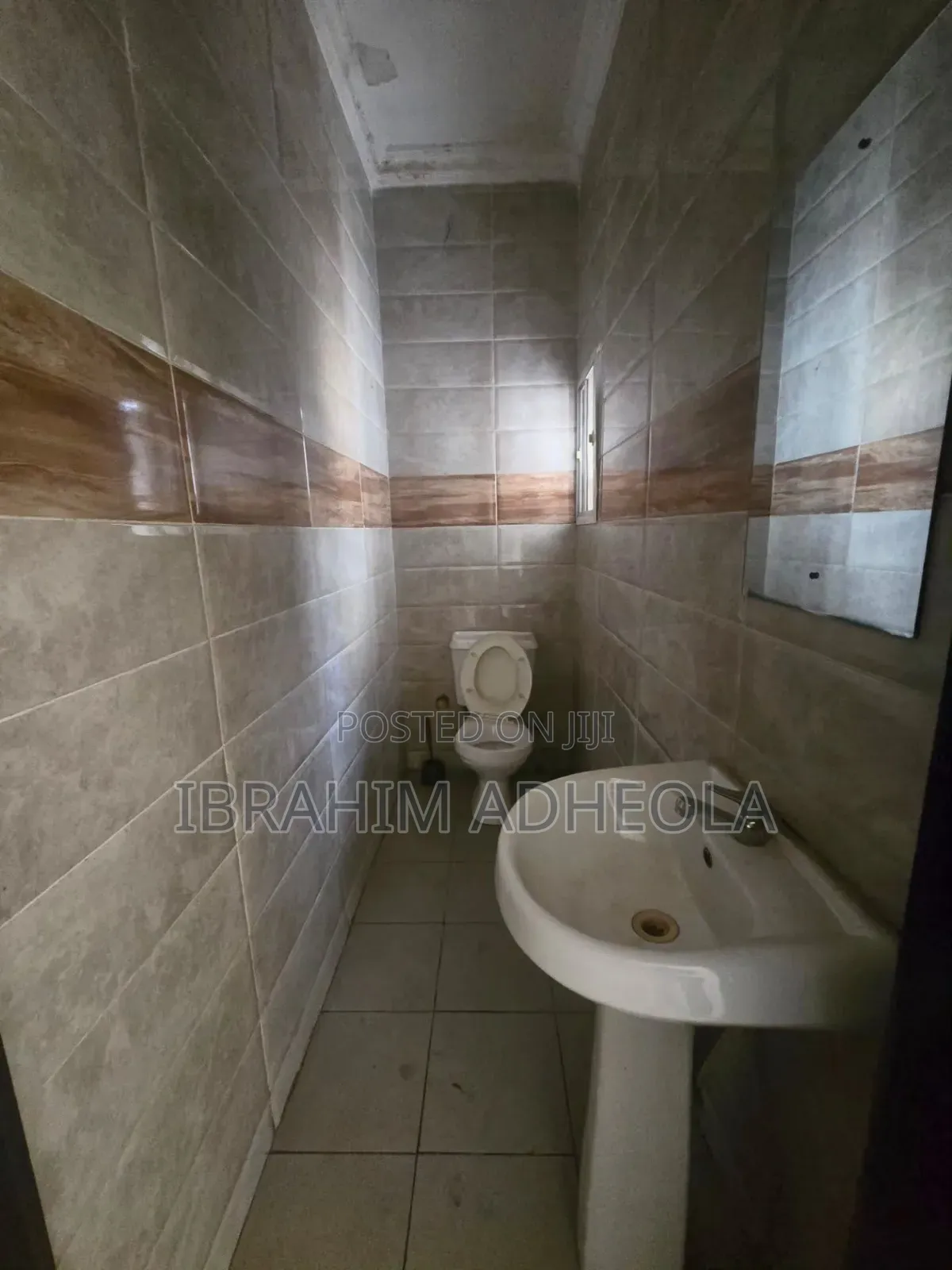4bdrm Duplex in Maryland, Mende for sale