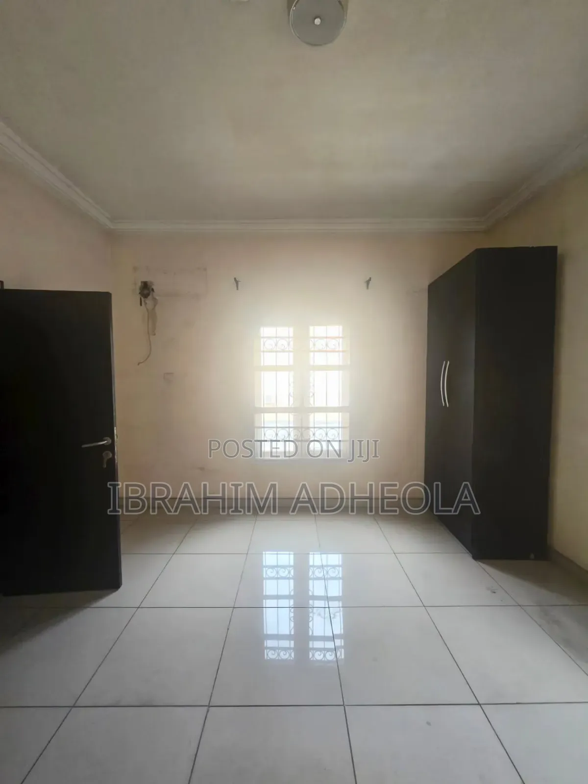4bdrm Duplex in Maryland, Mende for sale