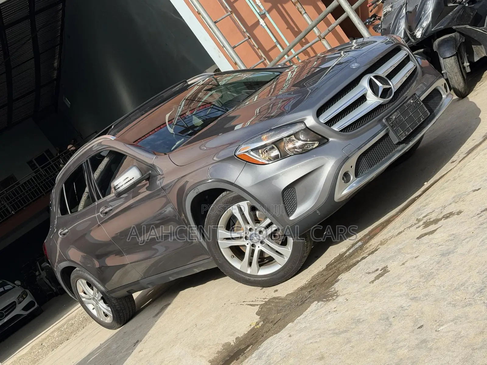 Mercedes-Benz GLA 250 2015 Gray