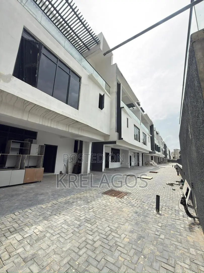 4bdrm Duplex in Ikate for sale