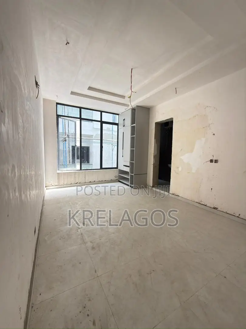 4bdrm Duplex in Ikate for sale