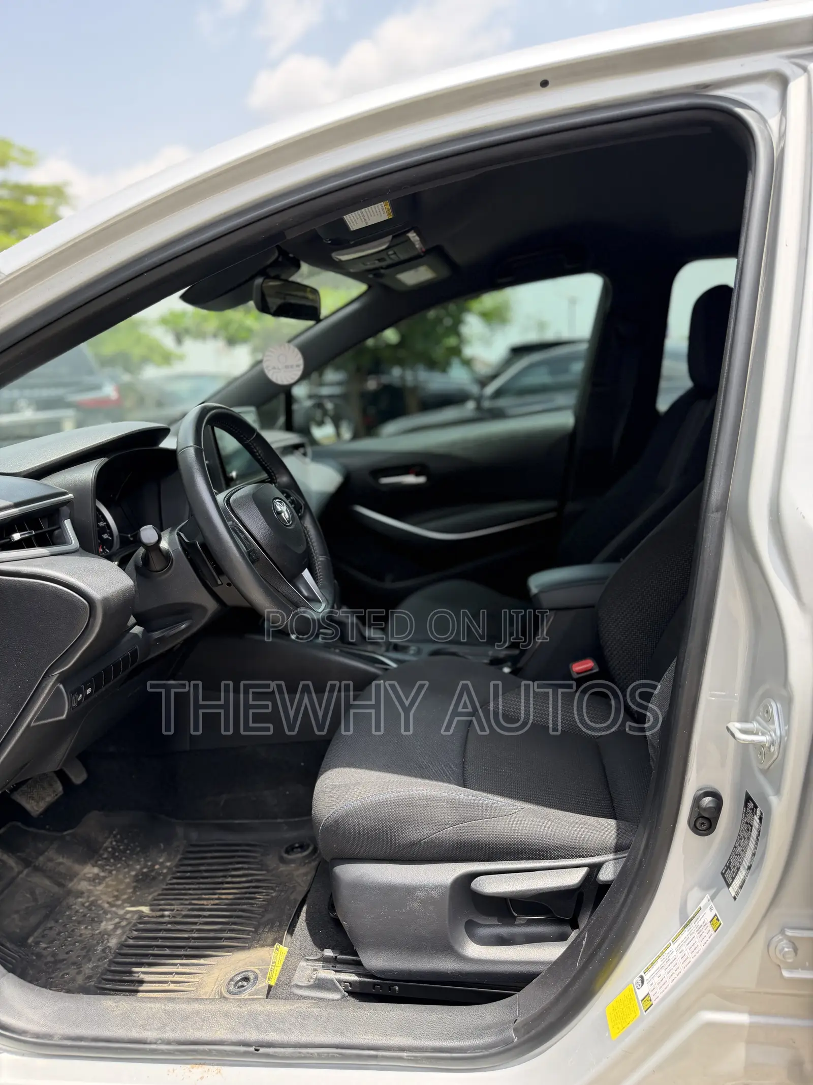 Toyota Corolla SE 2022 Silver
