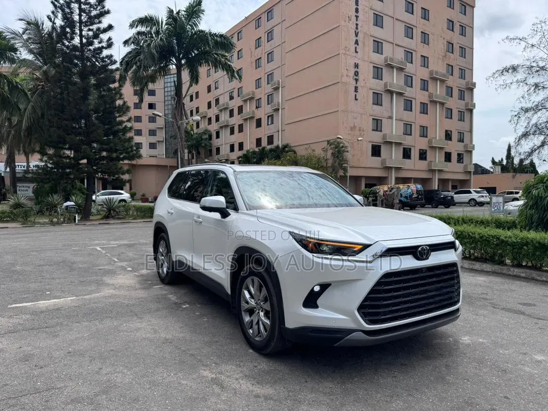 Toyota Grand Highlander Limited AWD 2024 White