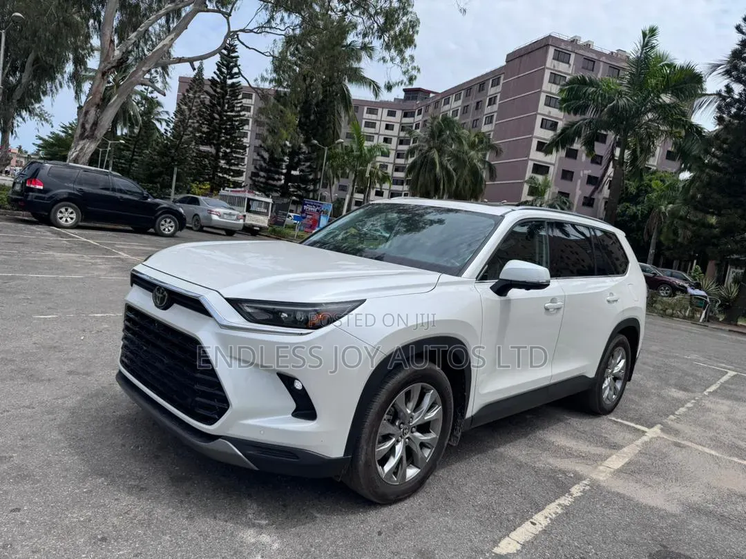 Toyota Grand Highlander Limited AWD 2024 White