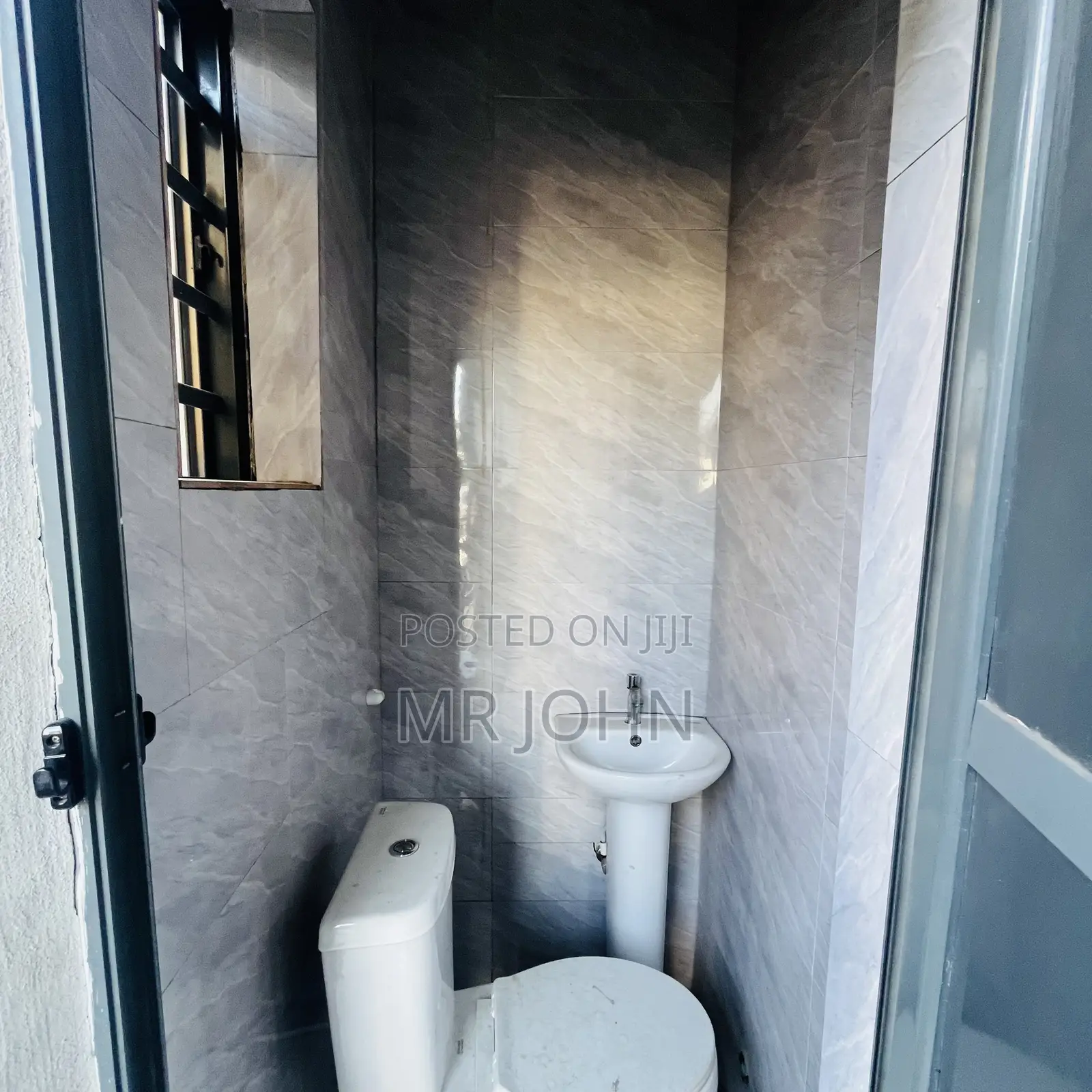 2bdrm Apartment in Chevron, Lekki for rent