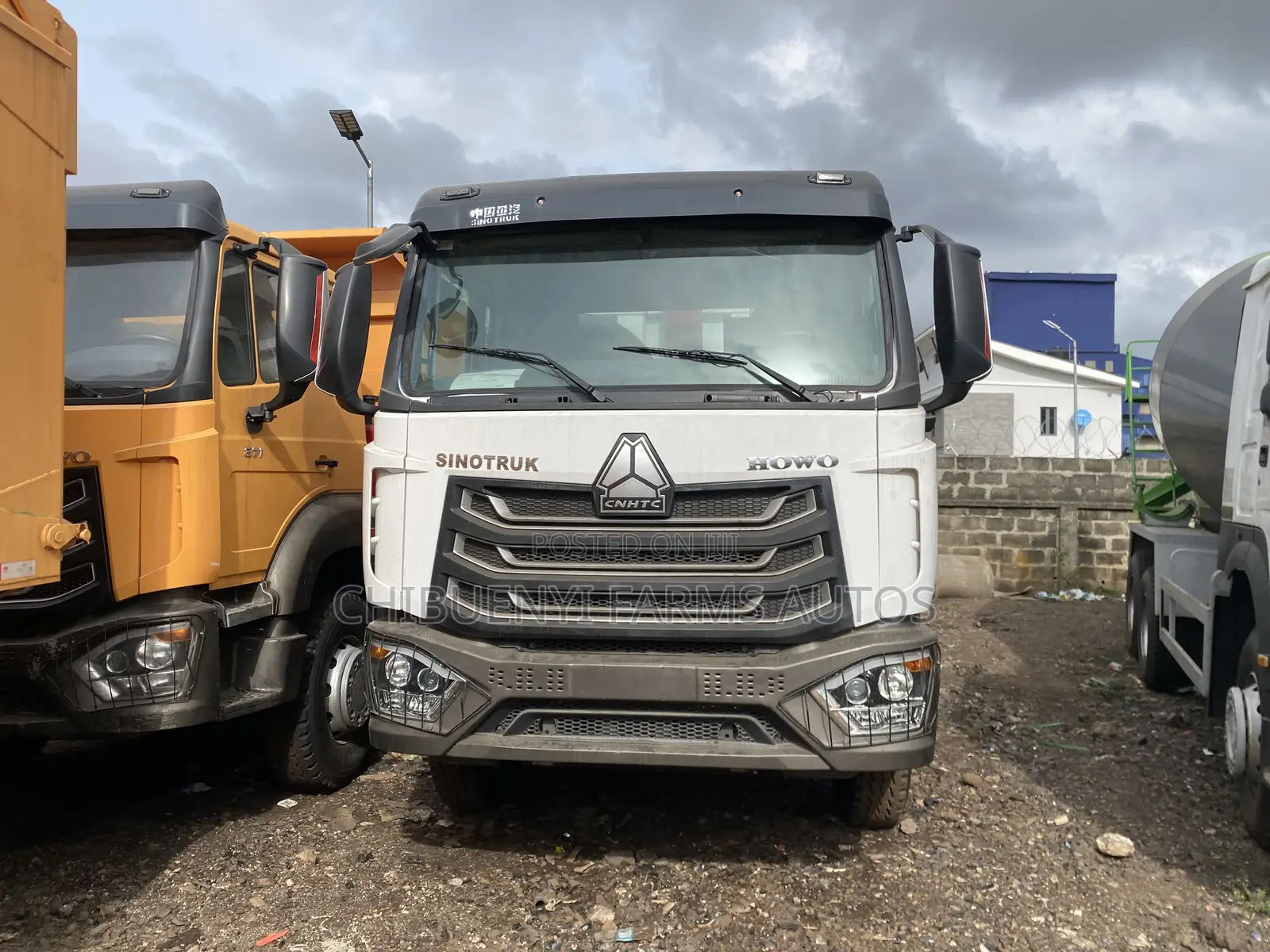 Howo 371hp Covid19 Tipper 12tyres - 45tons