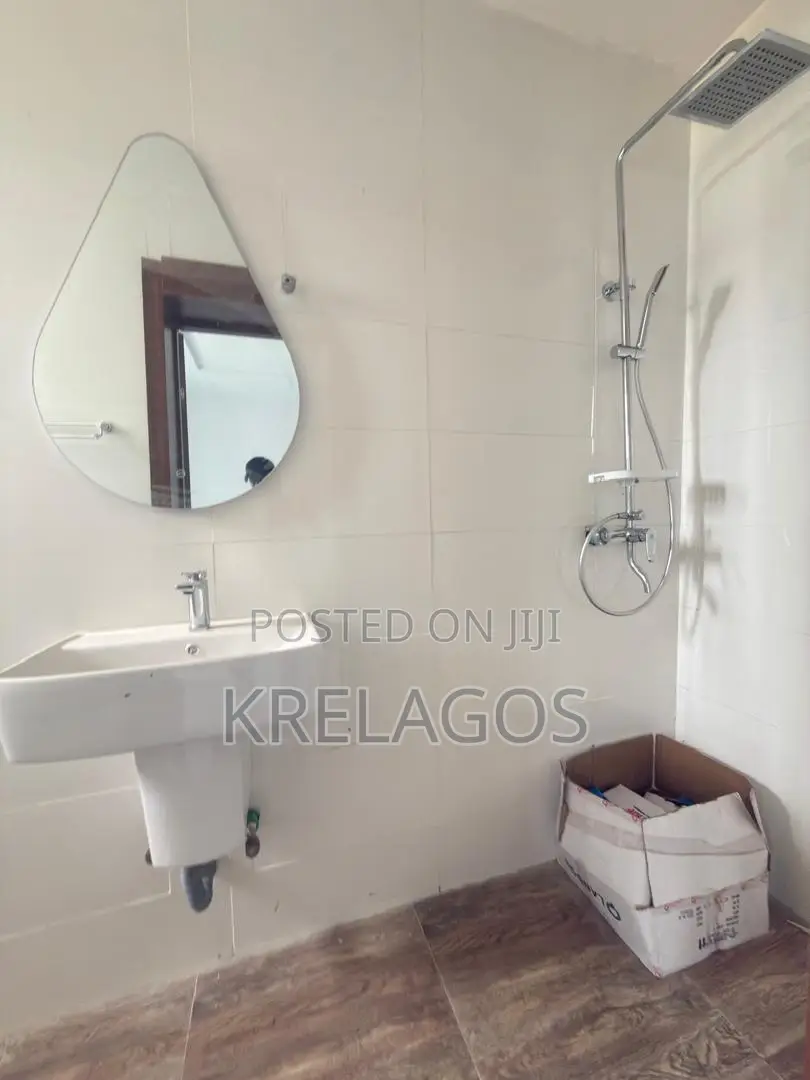 2bdrm Apartment in Ikate for sale