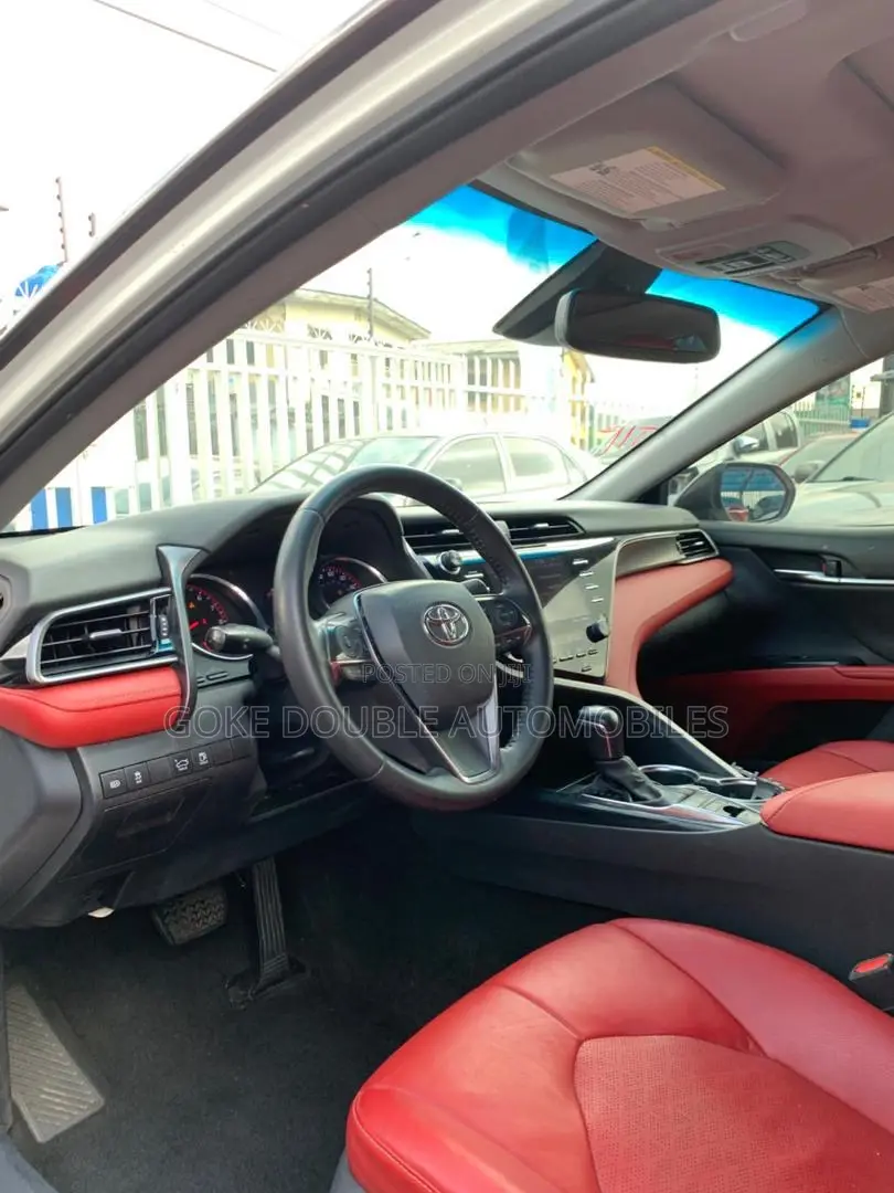 Toyota Camry 2021 White
