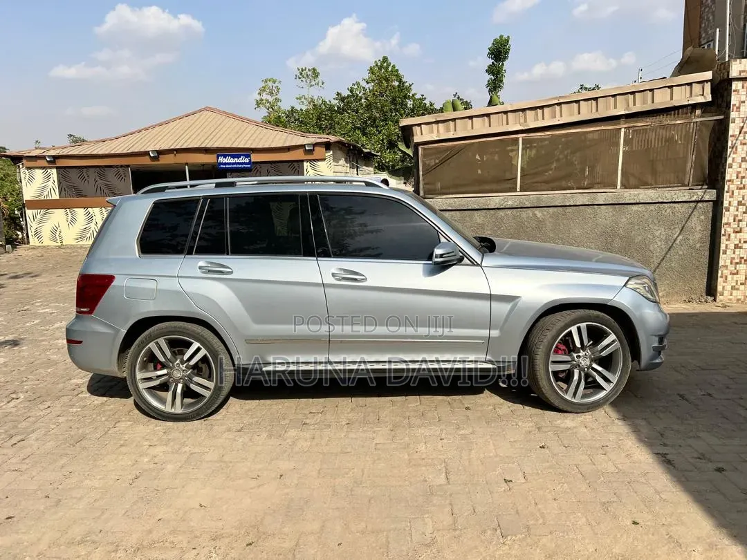 Mercedes-Benz GLK-Class 2015 Blue