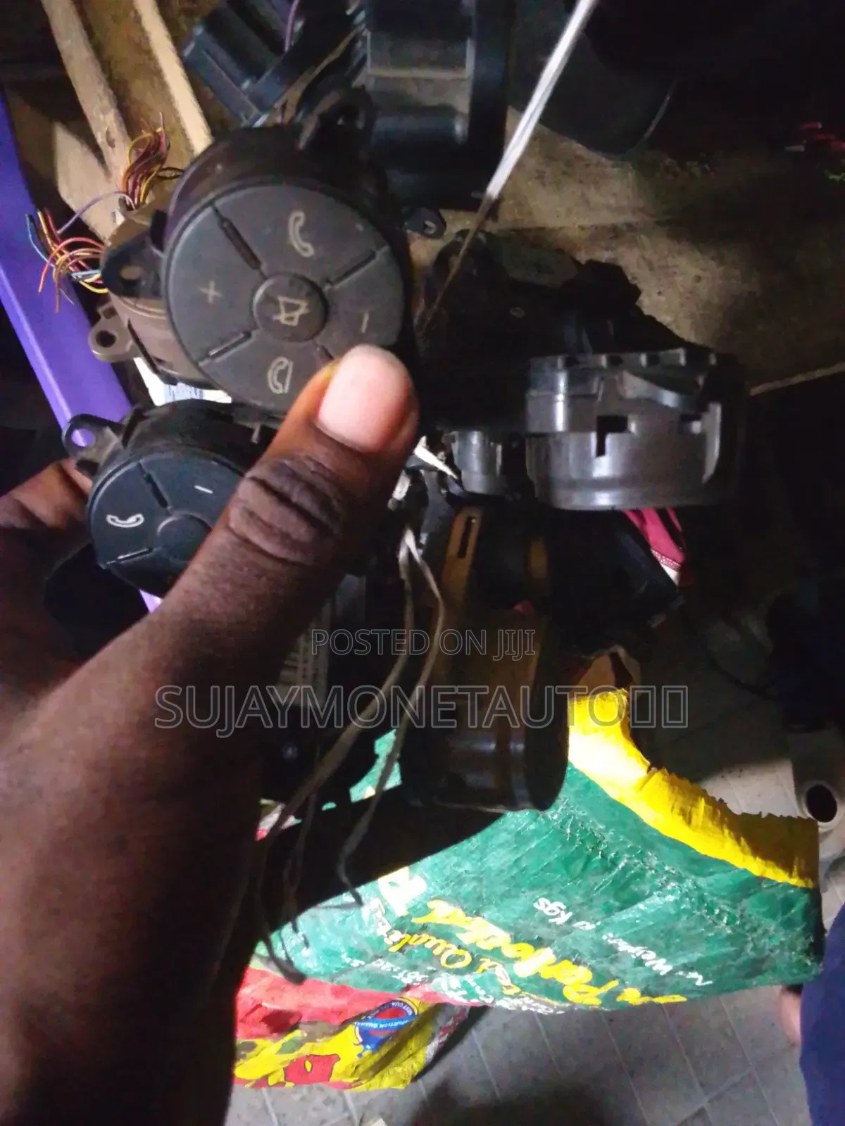 Mercedes Benz All Steering Botton Available