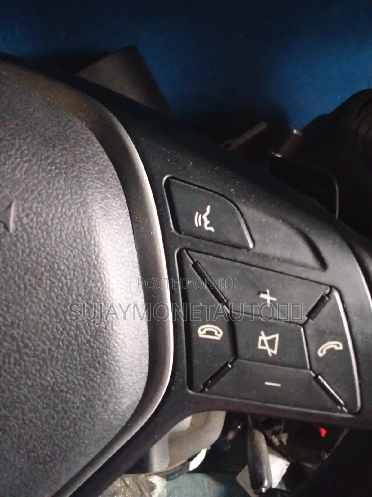 Mercedes Benz All Steering Botton Available