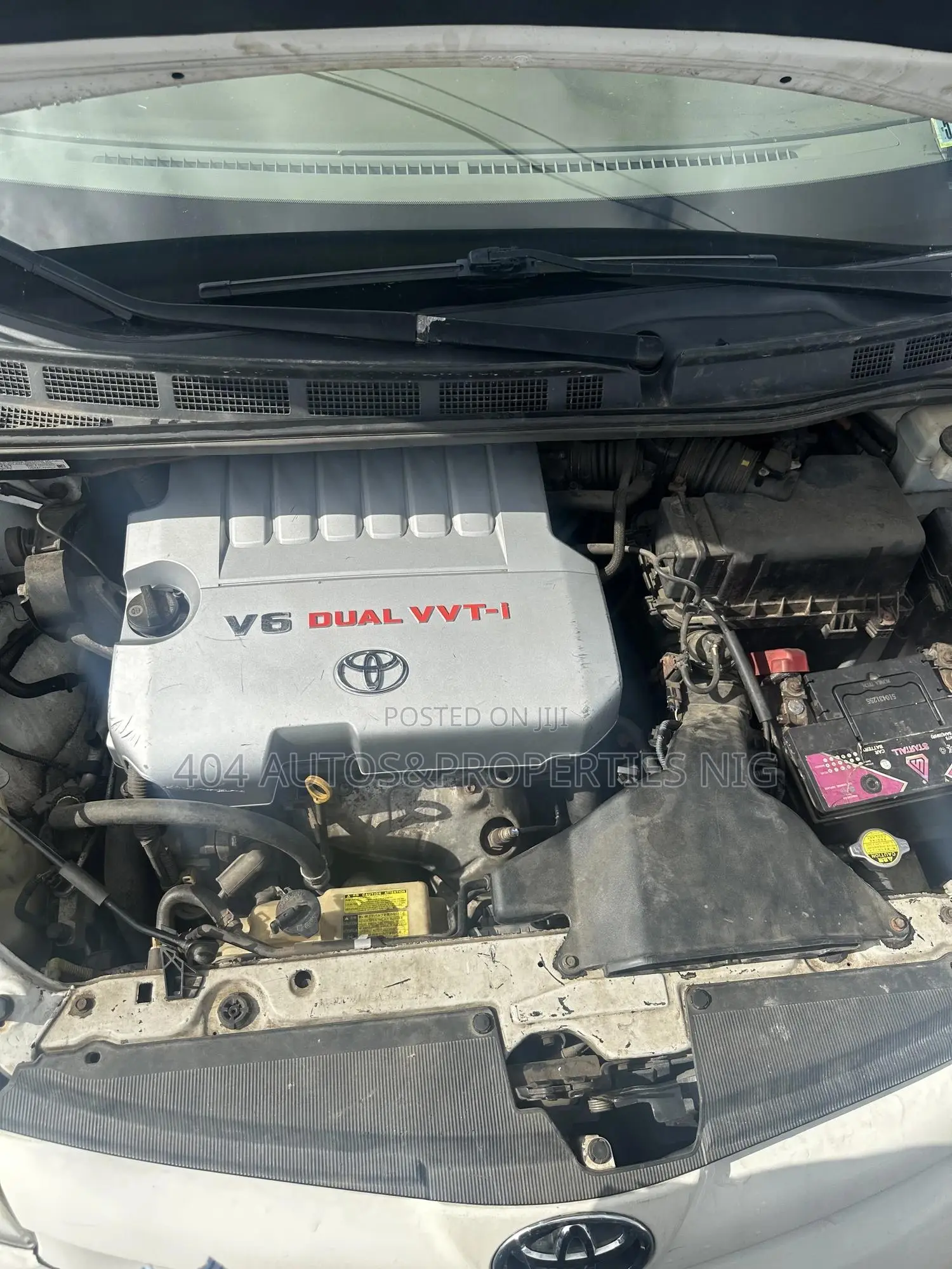 Toyota Sienna LE 2008 White
