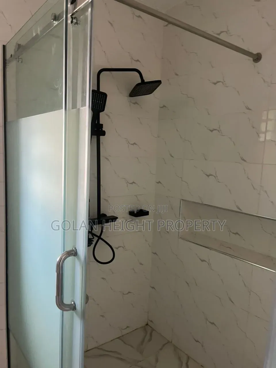 4bdrm Townhouse / Terrace in Katampe Main for rent