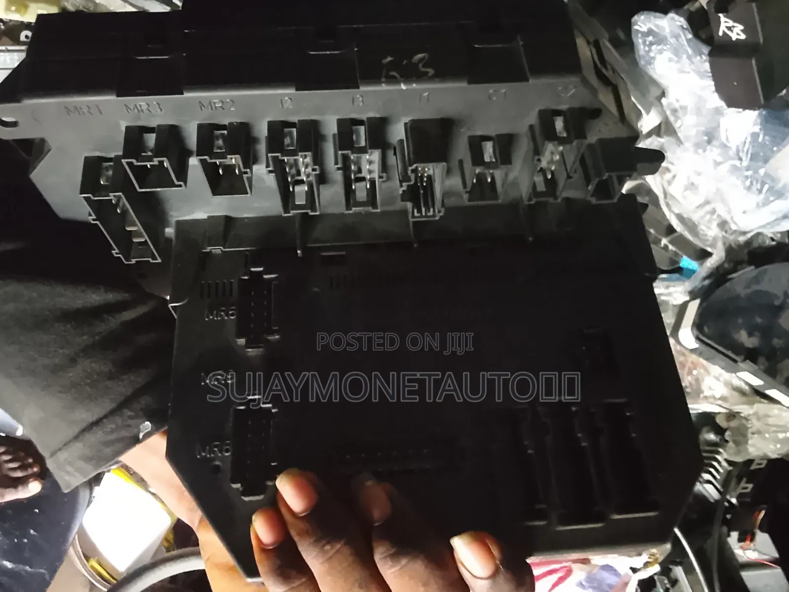 Mercedes Benz Front Fuse Box S Class 221