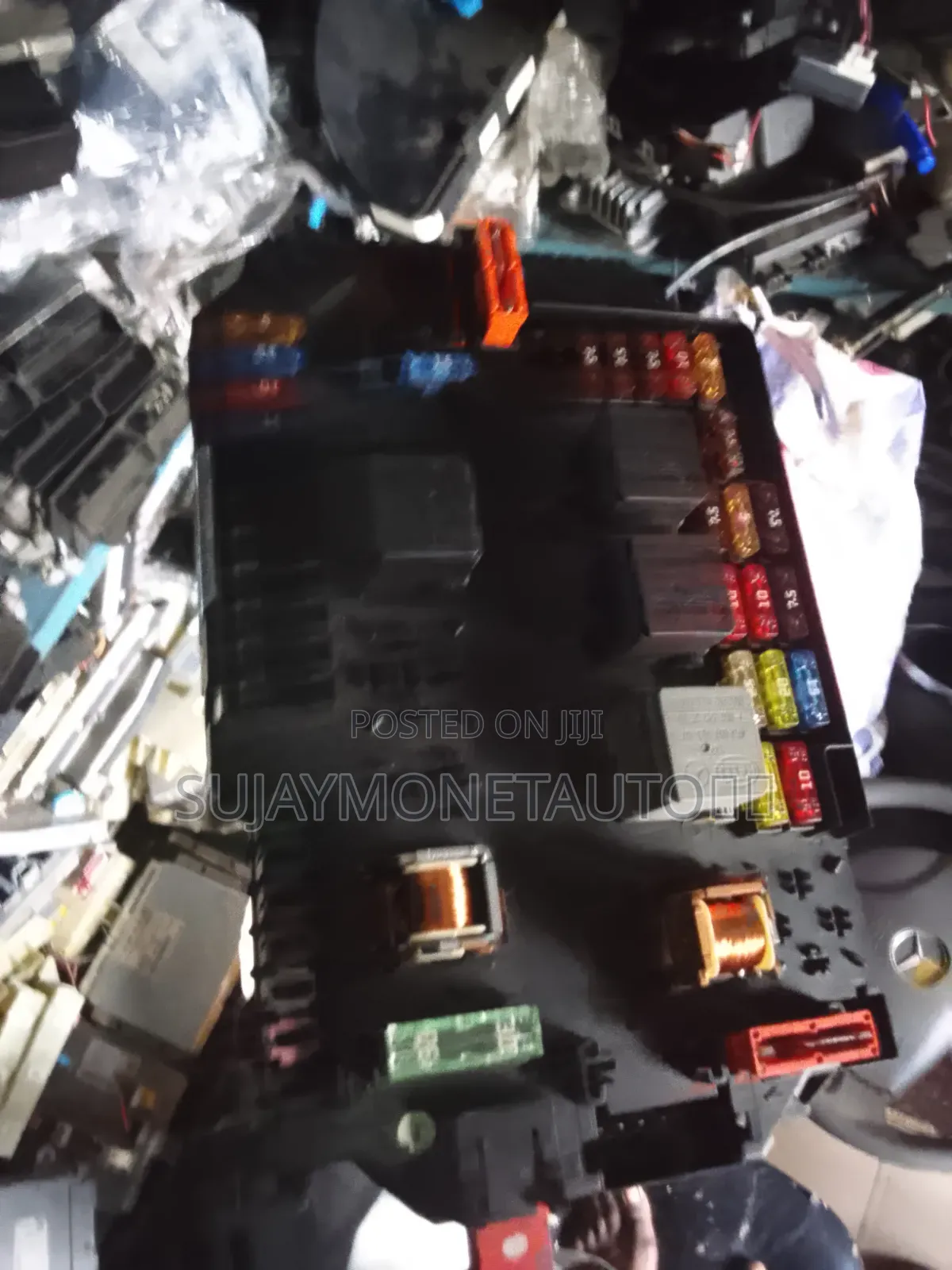 Mercedes Benz Front Fuse Box S Class 221