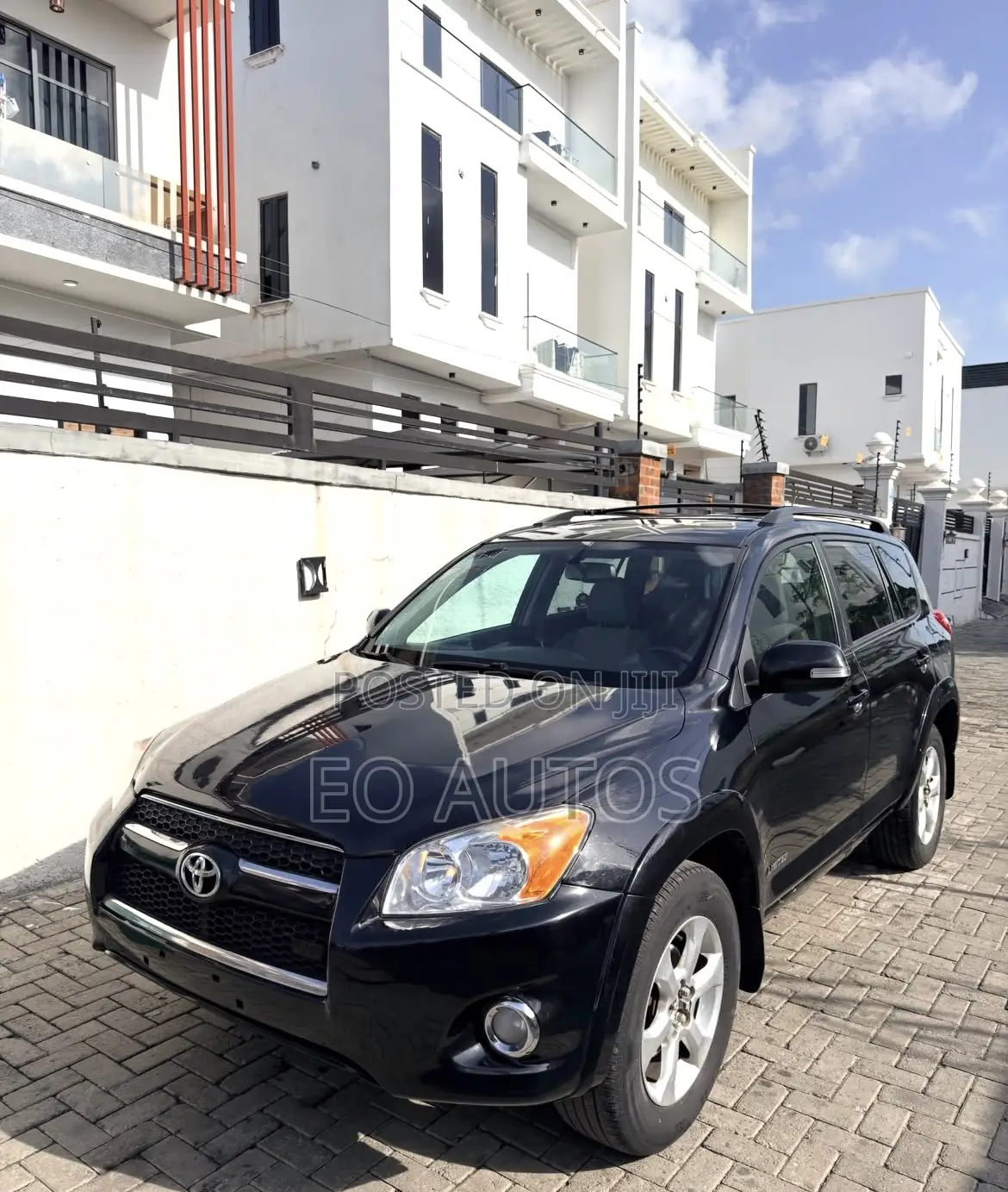 Toyota RAV4 2010 Black
