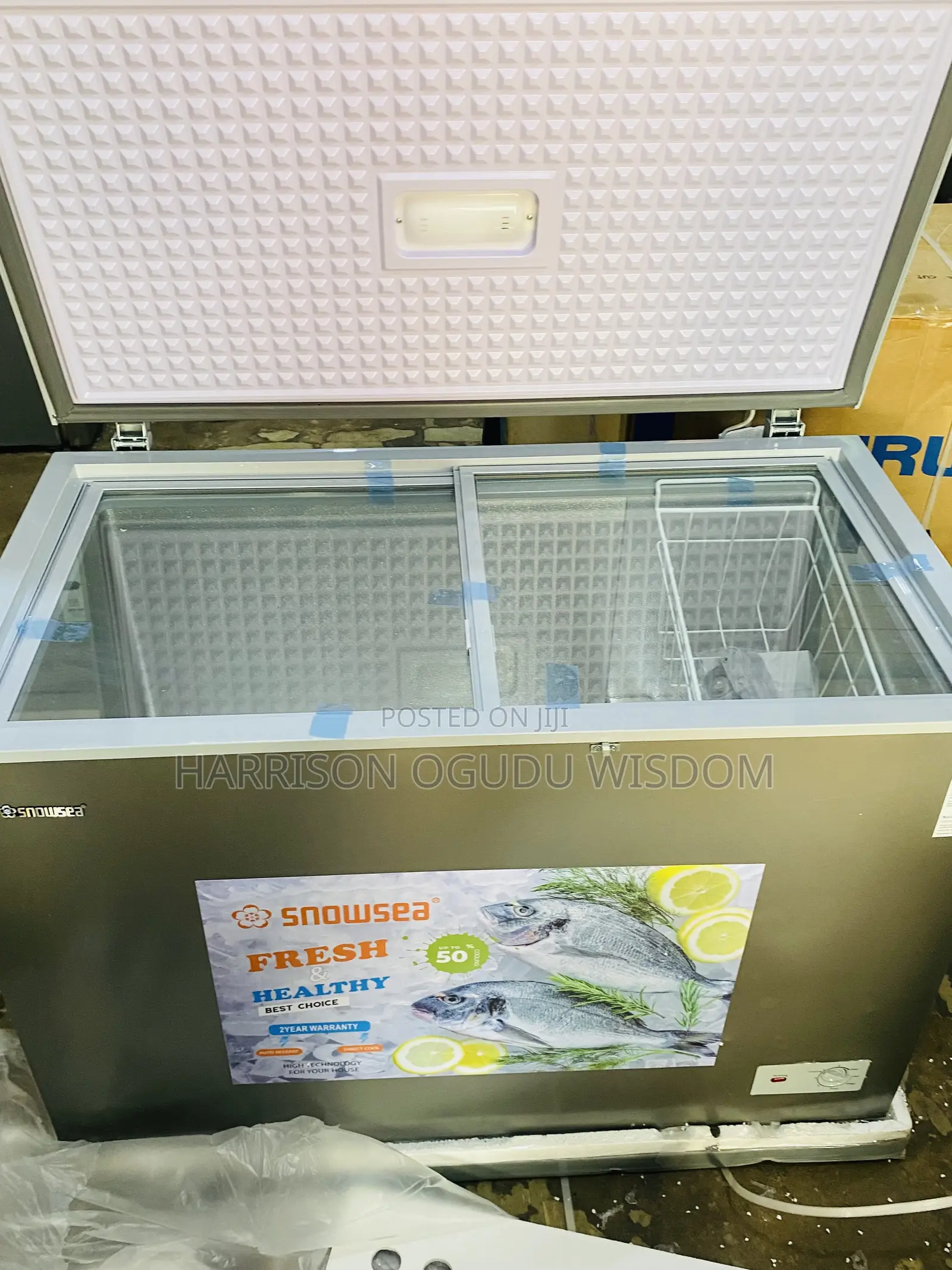 Snowsea Deep Freezer 300l ( Model 450g) Available for Sale