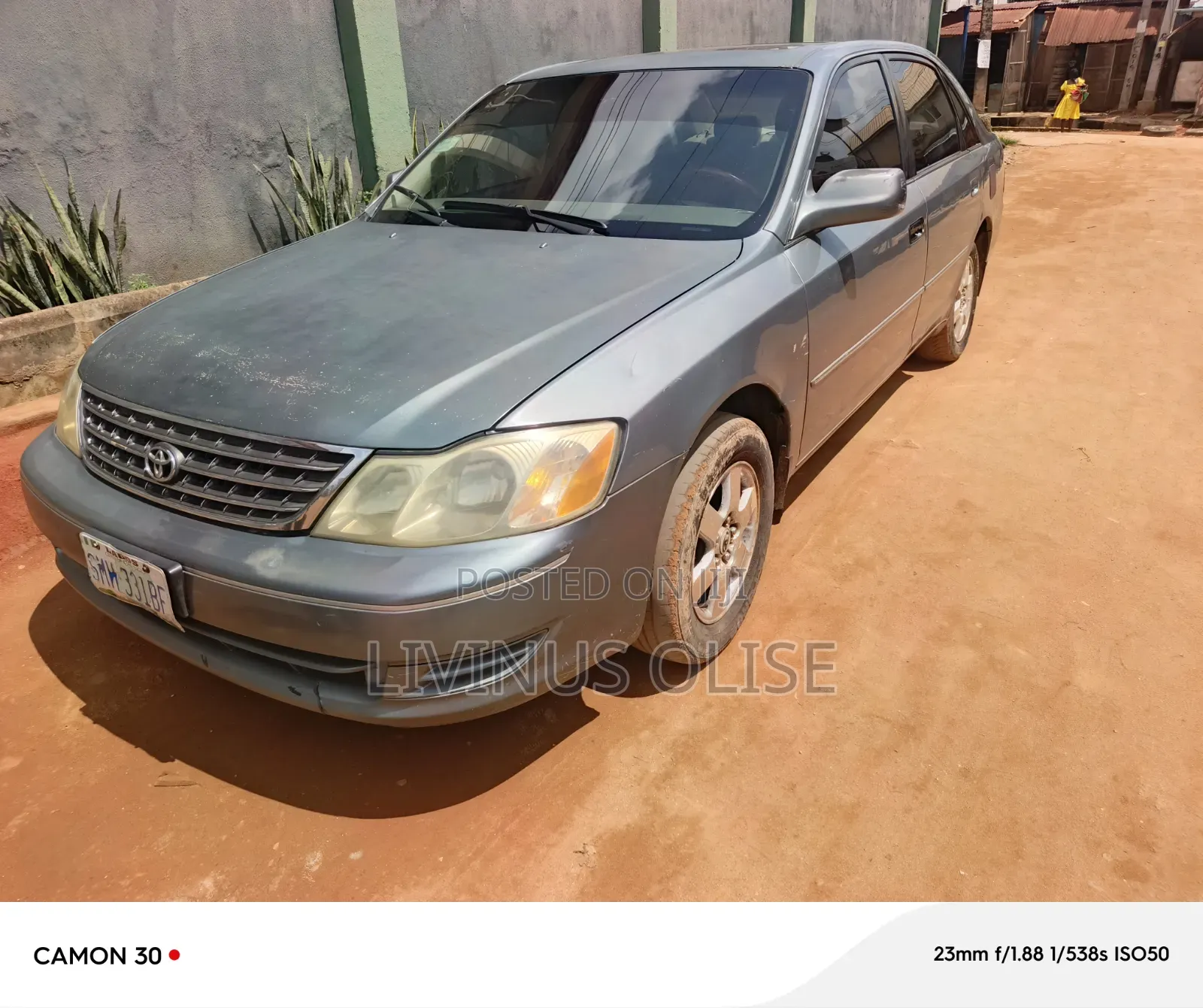 Toyota Avalon XL 2004 Gray