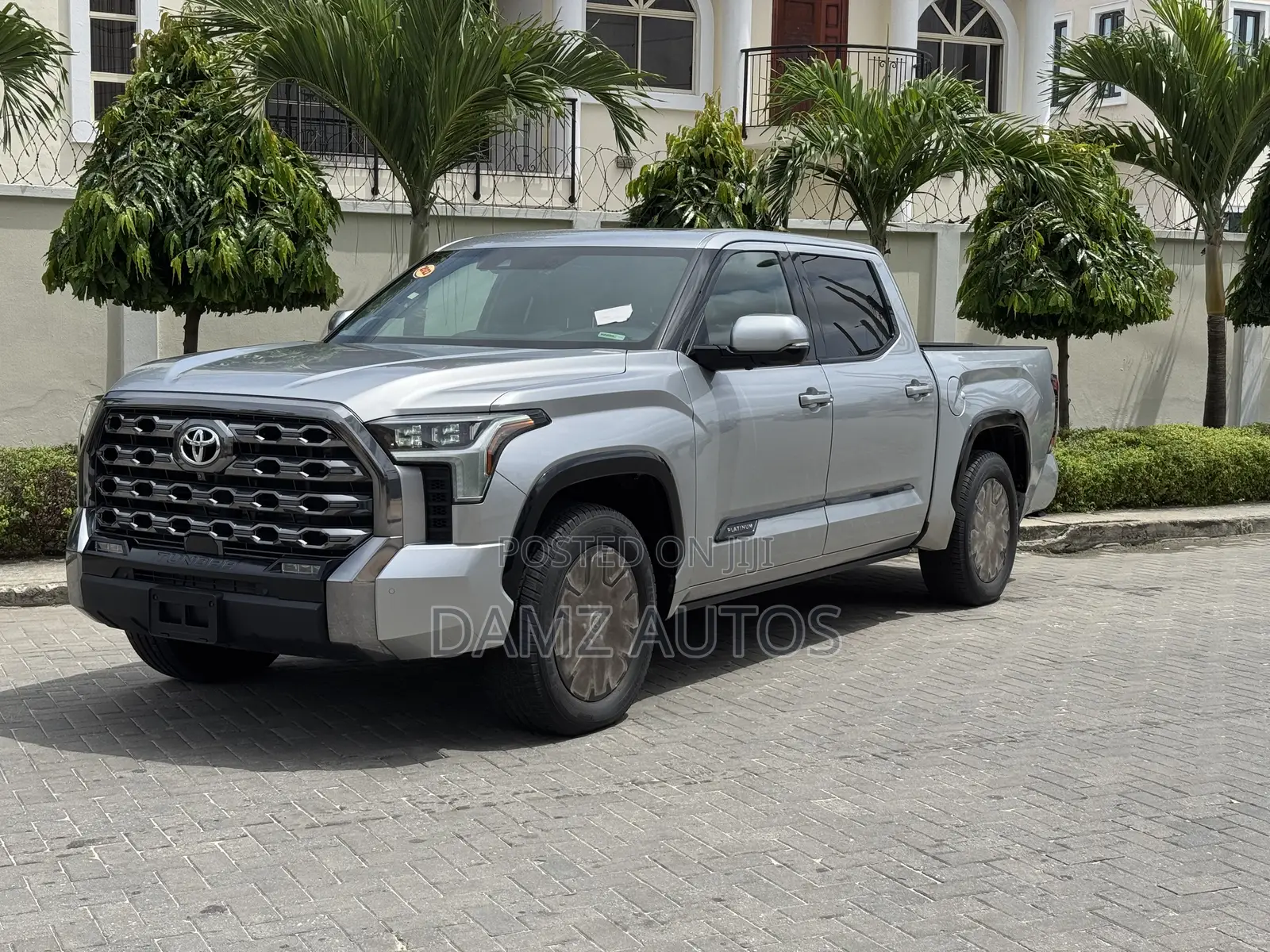 Toyota Tundra Platinum 2022 Silver