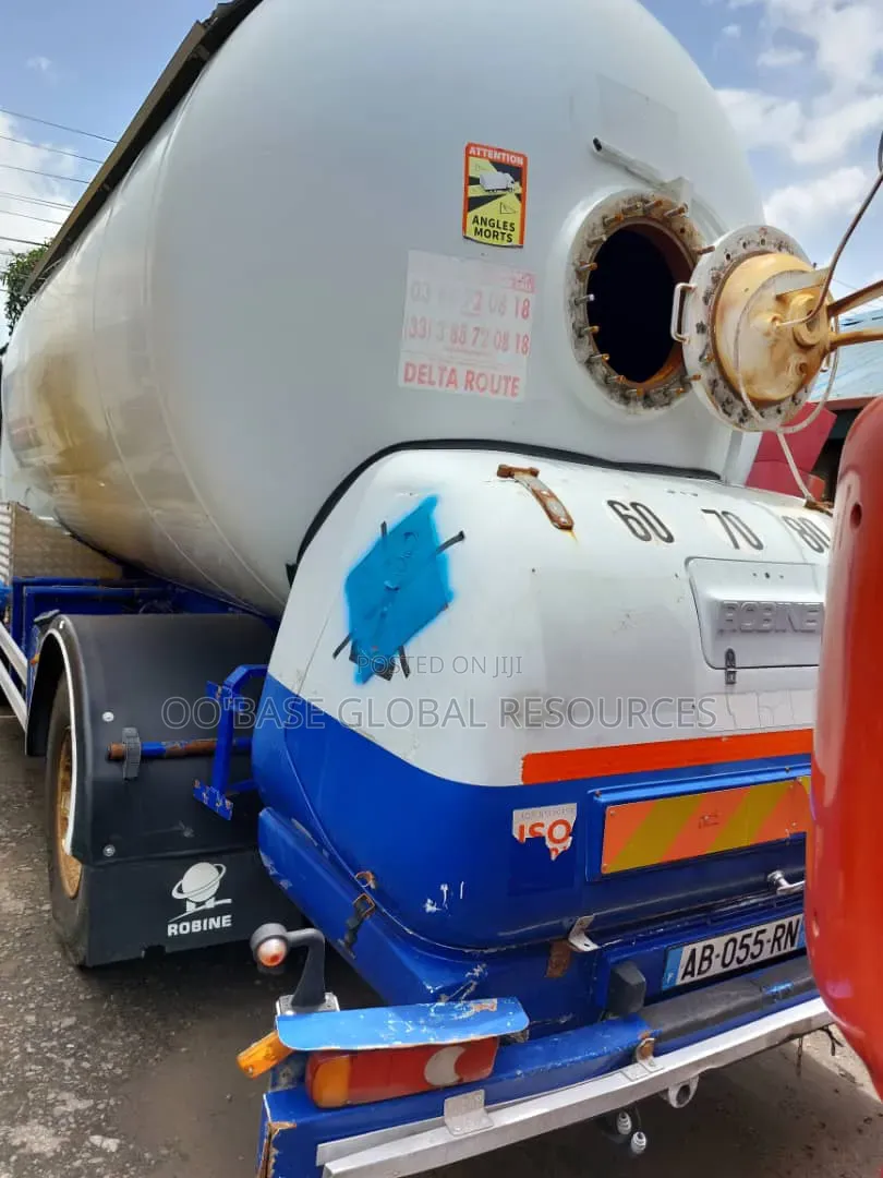 10tonnes Renault LPG Bobtail