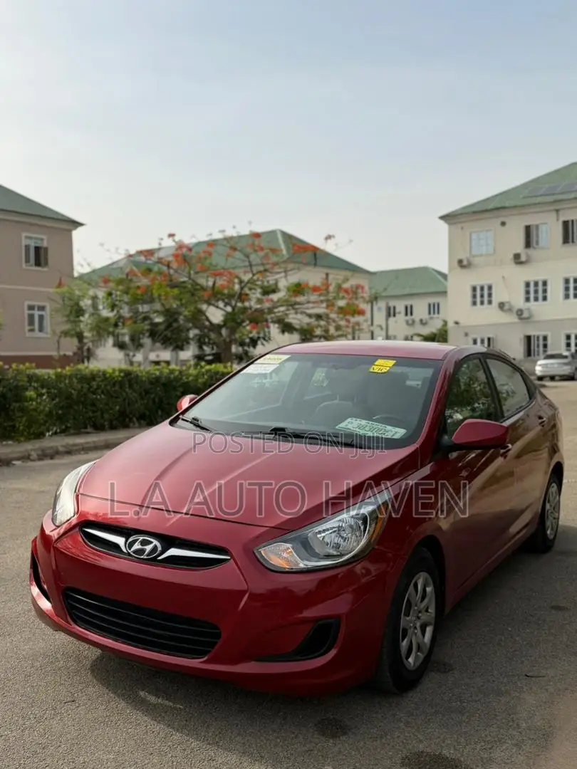 Hyundai Accent 2014 Red
