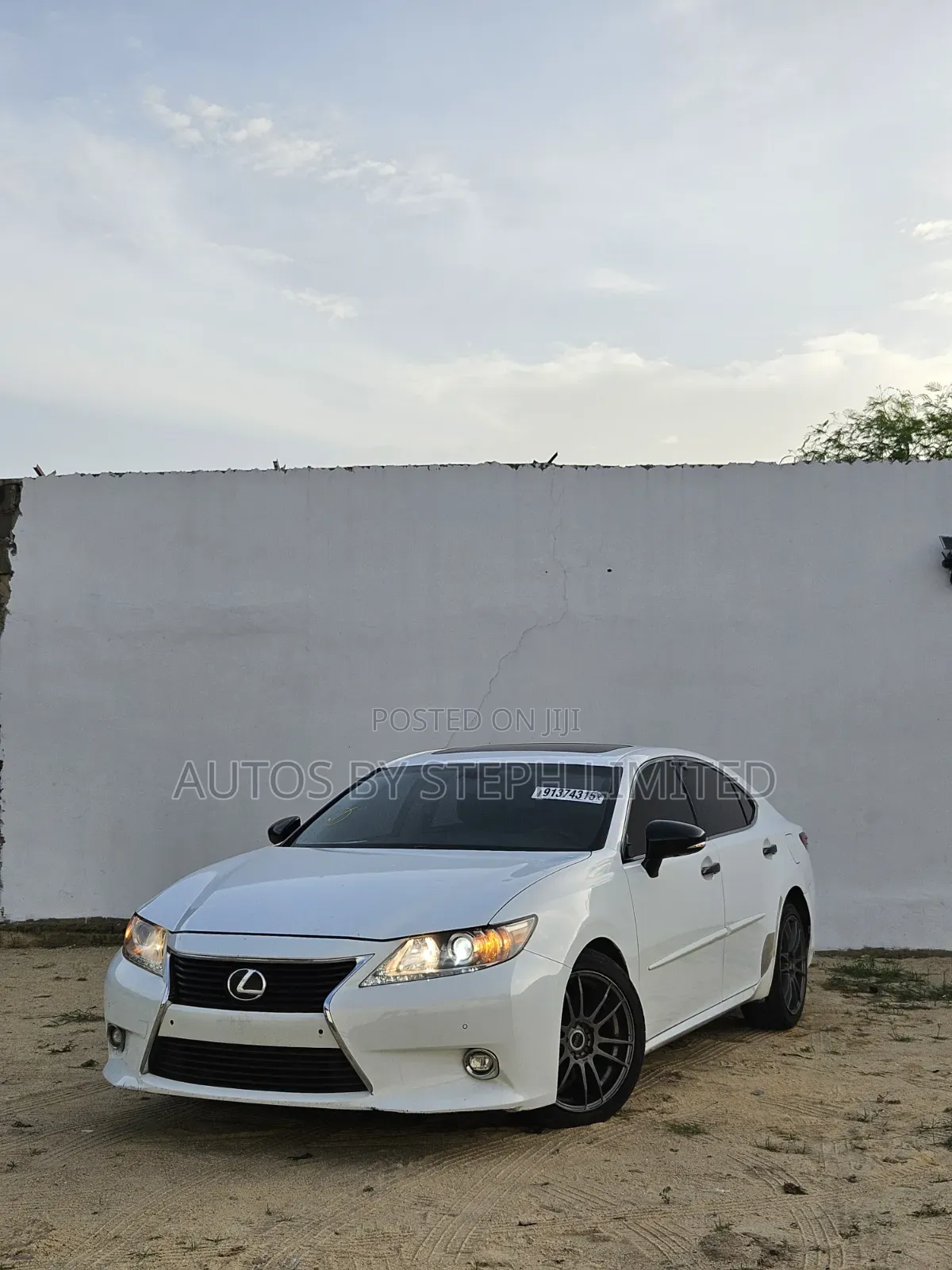 Lexus ES 350 FWD 2015 White