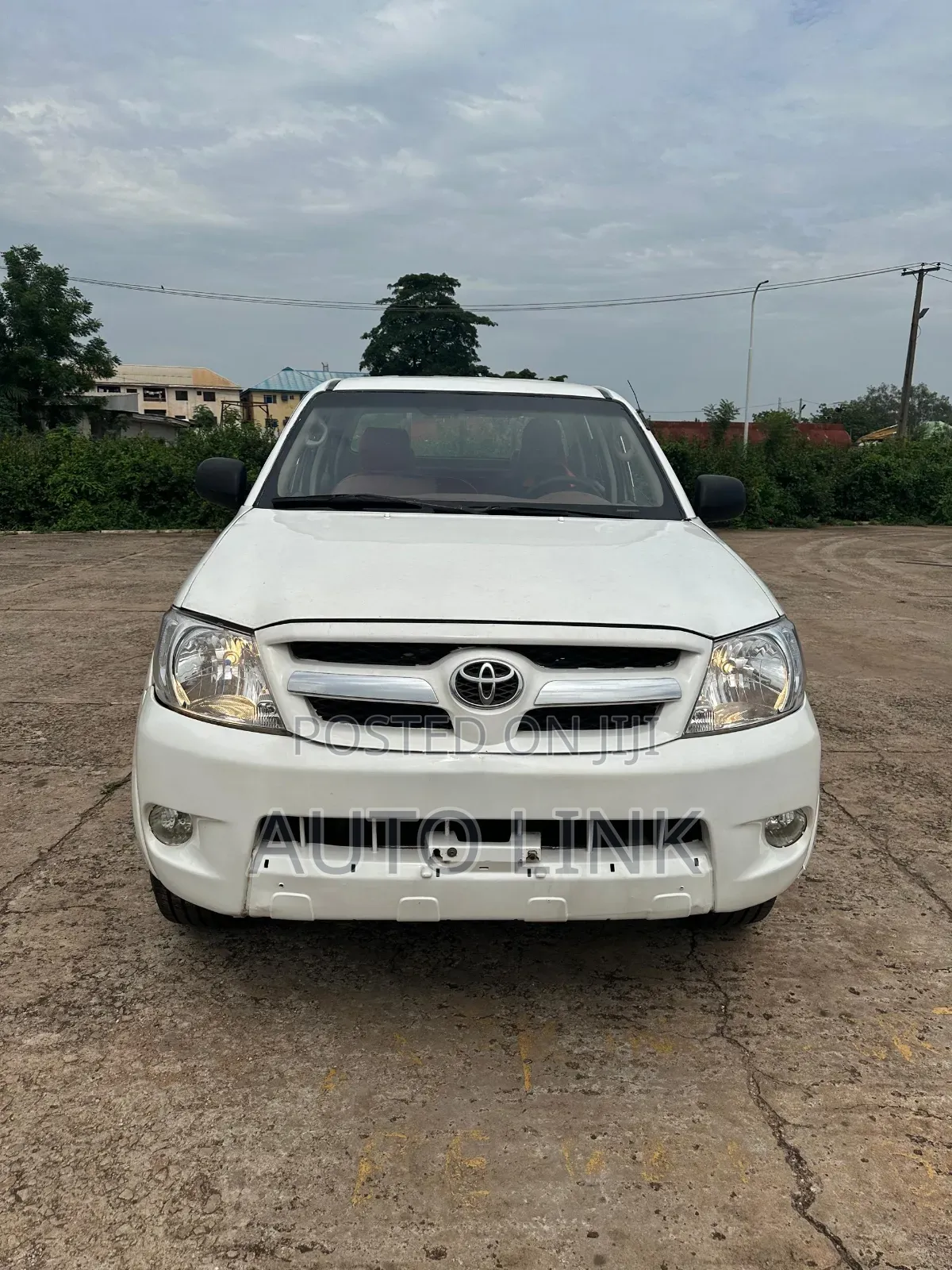 Toyota Hilux 2006 White